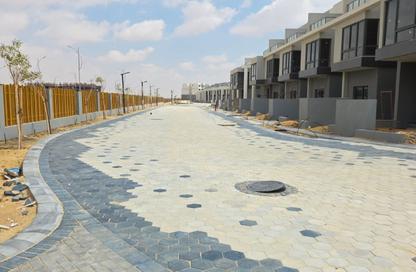 تاون هاوس - 4 غرف نوم - 4 حمامات للبيع في بلوم فيلدز - كمبوندات مدينة المستقبل - مدينة المستقبل - القاهرة