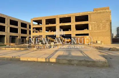 Office Space - 3 Bedrooms - 1 Bathroom for sale in W Signature By Waterway - South Investors Area - New Cairo City - Cairo