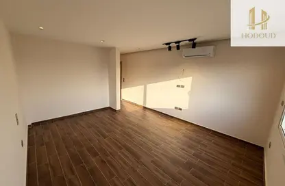 Apartment - 3 Bedrooms - 3 Bathrooms for rent in Hyde Park - New Cairo City - Cairo