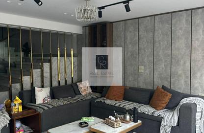 فيلا - 5 - 7+ للبيع في كمبوند اب فيل - طريق مصر اسكندرية الصحراوي - مدينة 6 أكتوبر - الجيزة