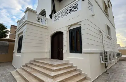 فيلا - 5 غرف نوم - 5 حمامات للبيع في مول هايد بارك بيزنس - شارع التسعين الجنوبي - التجمع الخامس - مدينة القاهرة الجديدة - القاهرة