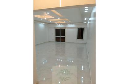 Apartment - 3 Bedrooms - 2 Bathrooms for sale in Al Khamayel city - Sheikh Zayed Compounds - Sheikh Zayed City - Giza