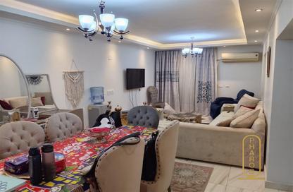 Apartment - 2 Bedrooms - 1 Bathroom for rent in Al Mosheer Ahmed Ismail St. - Sidi Gaber - Hay Sharq - Alexandria