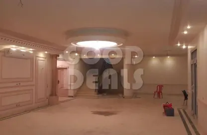 Villa - 3 Bedrooms - 3 Bathrooms for sale in Maxim - The 1st Settlement - New Cairo City - Cairo