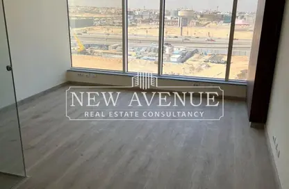 مساحات مكتبية - غرفة نوم - 1 حمام للايجار في تريفيوم سكوير - شارع التسعين الشمالي - التجمع الخامس - مدينة القاهرة الجديدة - القاهرة