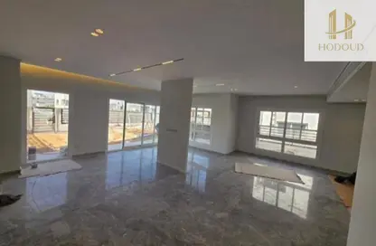 Twin House - 4 Bedrooms - 5 Bathrooms for rent in Hyde Park - New Cairo City - Cairo