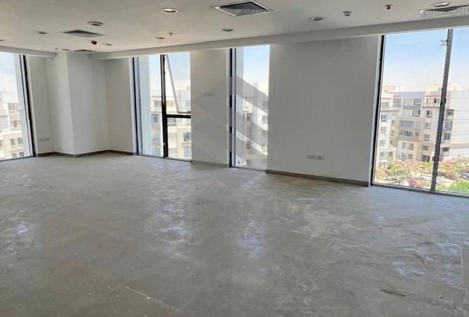 98825379 - Property Image 3