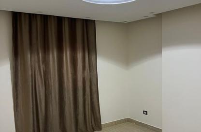 Apartment - 3 Bedrooms - 2 Bathrooms for sale in Al Lebeny Axis - El Mariouteya - Faisal - Hay El Haram - Giza