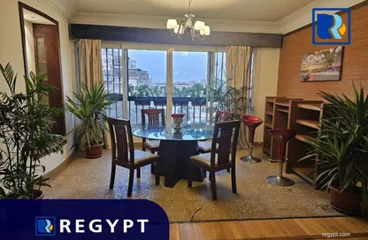 شقة - 3 غرف نوم - 2 حمامات للايجار في شارع طه حسين - الزمالك - القاهرة