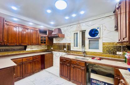 Apartment - 4 Bedrooms - 2 Bathrooms for rent in Abdel Salam Aref St. - Laurent - Hay Sharq - Alexandria Apartment - 4 Bedrooms - 2 Bathrooms for rent in Abdel Salam Aref St. - Laurent - Hay Sharq - Alexandria
