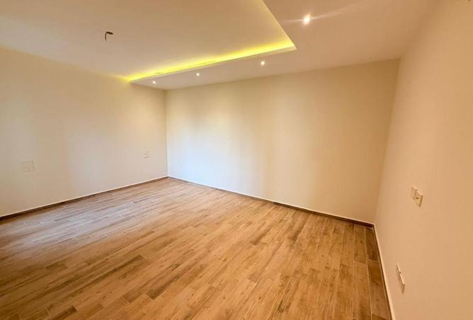 68526469 - Property Image 3