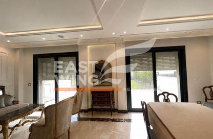 Townhouse - 4 - 3 for sale in Azzar - 5th Settlement Compounds - The 5th Settlement - New Cairo City - Cairo