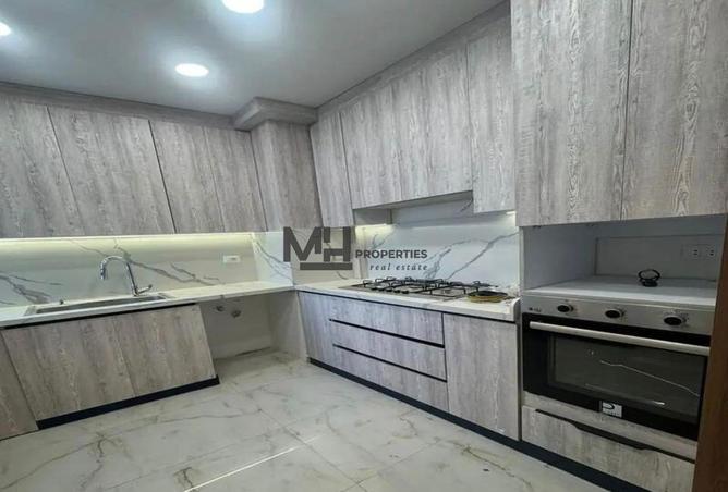 98279110 - صورة العقار 2