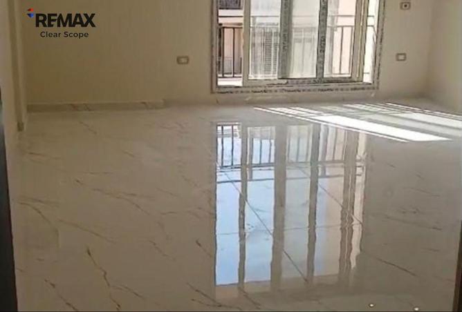 92968379 - Property Main Image