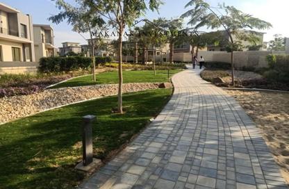 Apartment - 3 Bedrooms - 4 Bathrooms for sale in Swan Lake Residence - 5th Settlement Compounds - The 5th Settlement - New Cairo City - Cairo
