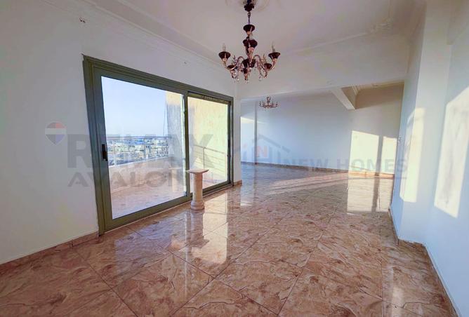 107970397 - Property Image 3