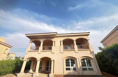 Villa - 4 Bedrooms - 4 Bathrooms for sale in Privado - Madinaty - Cairo