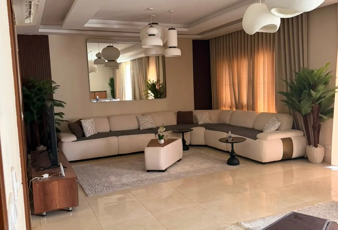 110744365 - Property Main Image