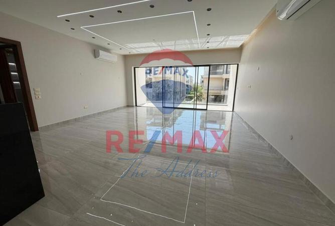 83398422 - Property Image 3