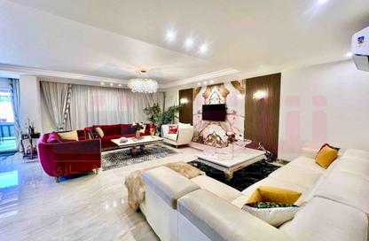 Apartment - 5 Bedrooms - 3 Bathrooms for sale in Smouha - Hay Sharq - Alexandria
