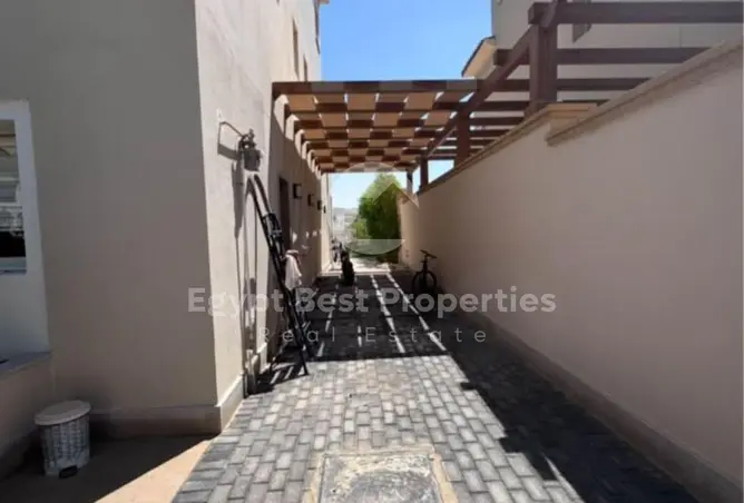 121141604 - Property Image 2