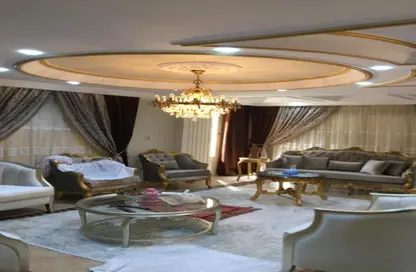 Apartment - 3 Bedrooms - 2 Bathrooms for sale in Al Arqam Ibn Abi Al Arqam St. - El Mearag City - Zahraa El Maadi - Hay El Maadi - Cairo