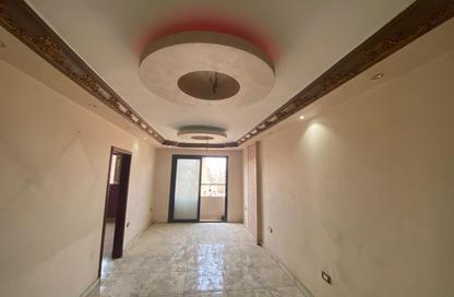 Apartment - 3 Bedrooms - 1 Bathroom for sale in Al Matbaa - El Haram - Hay El Haram - Giza