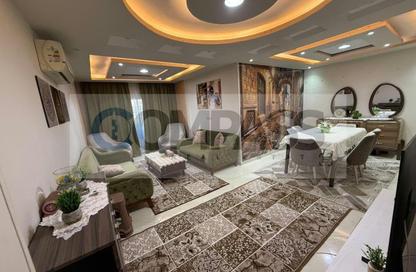 Apartment - 3 - 2 for sale in Mohandessin - Giza