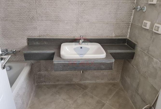 8702448 - Property Image 3