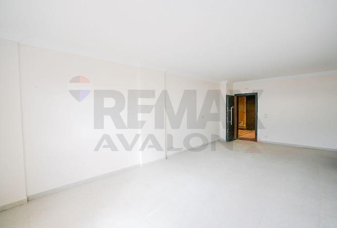 74585019 - Property Image 2