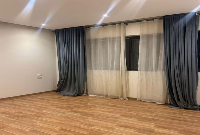 8562257 - Property Image 2