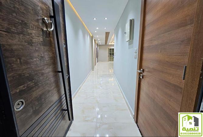 102906585 - Property Image 2