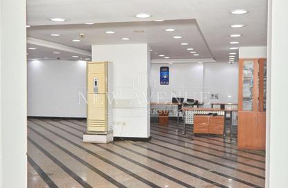 Retail - Studio - 3 Bathrooms for sale in Gameat Al Dewal Al Arabeya St. - Mohandessin - Giza