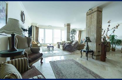 Apartment - 5 Bedrooms - 3 Bathrooms for sale in Al Geish Road - Laurent - Hay Sharq - Alexandria Apartment - 5 Bedrooms - 3 Bathrooms for sale in Al Geish Road - Laurent - Hay Sharq - Alexandria