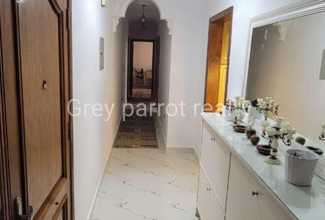 76240121 - Property Image 3