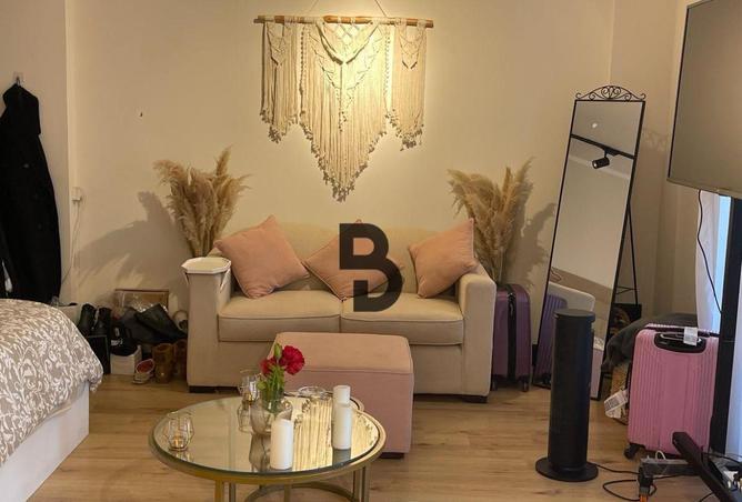 70370837 - Property Image 2