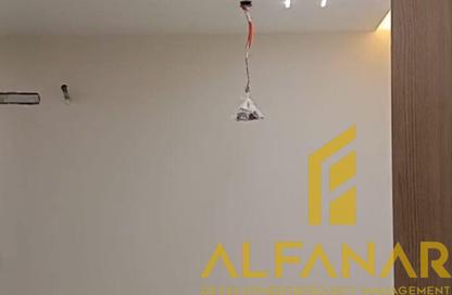 Apartment - 3 Bedrooms - 2 Bathrooms for rent in Univ  and  Schools Area - 5th Settlement Compounds - The 5th Settlement - New Cairo City - Cairo
