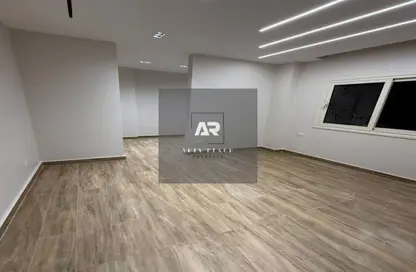 Apartment - 3 Bedrooms - 3 Bathrooms for rent in Mostashareen - North Investors Area - New Cairo City - Cairo