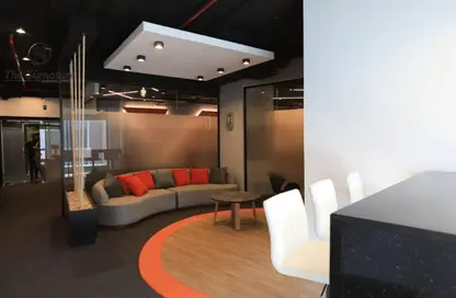 مساحات مكتبية - استوديو - 2 حمامات للايجار في شارع ال ٩٠ الجنوبي - شارع التسعين الجنوبي - التجمع الخامس - مدينة القاهرة الجديدة - القاهرة