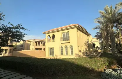 Villa - 5 Bedrooms - 4 Bathrooms for sale in Hyde Park - New Cairo City - Cairo