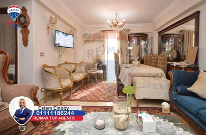 Apartment - 2 Bedrooms - 1 Bathroom for sale in Smouha Square - Smouha - Hay Sharq - Alexandria