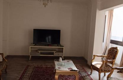 Apartment - 2 Bedrooms - 1 Bathroom for rent in Nabil Al Wakkad St. - Ard El Golf - Heliopolis - Masr El Gedida - Cairo