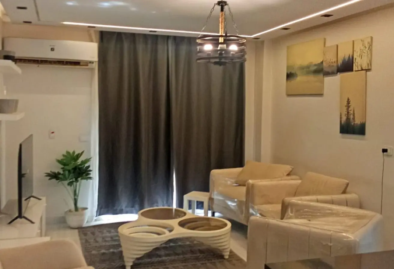112158604 - Property Main Image