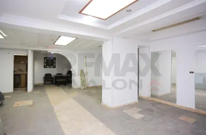 Shop - Studio - 1 Bathroom for sale in El Mandara - Hay Than El Montazah - Alexandria
