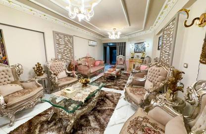 Apartment - 3 Bedrooms - 2 Bathrooms for sale in Tout Ankh Amoun St. - Smouha - Hay Sharq - Alexandria
