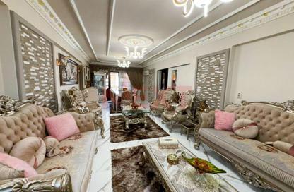 Apartment - 3 Bedrooms - 2 Bathrooms for sale in Tout Ankh Amoun St. - Smouha - Hay Sharq - Alexandria