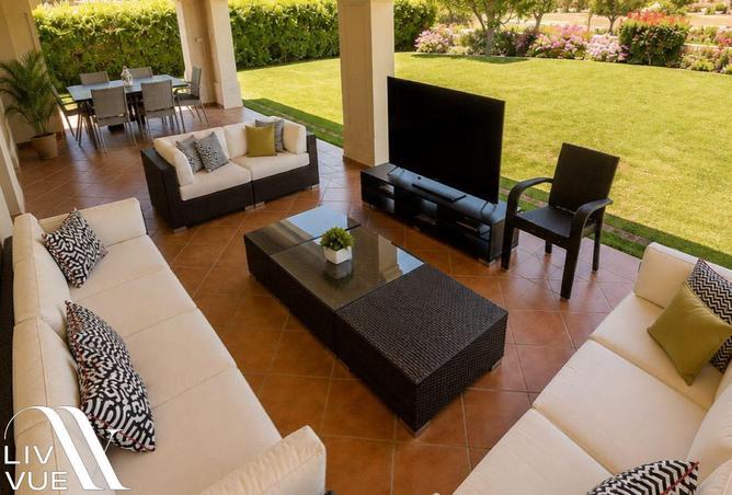 82090421 - Property Image 3