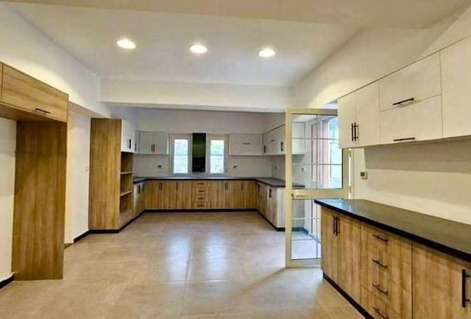 93261020 - Property Image 2