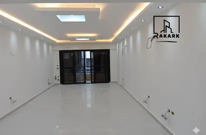 Office Space - 3 Bedrooms - 2 Bathrooms for rent in Masaken Sheraton - Sheraton Al Matar - El Nozha - Cairo