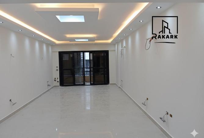 53217713 - Property Main Image